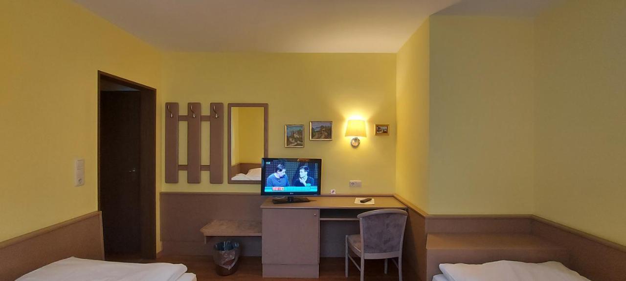 Hotel Astoria Bergrheinfeld Εξωτερικό φωτογραφία